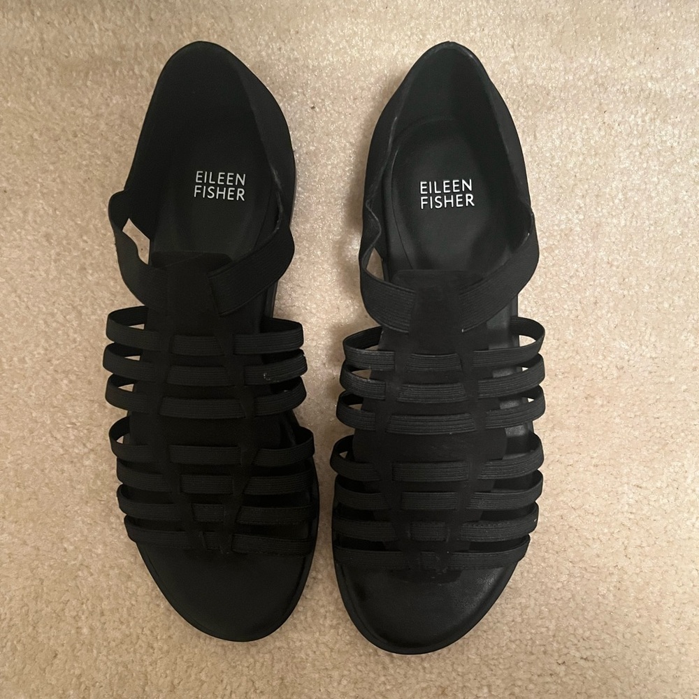 NWT Eileen Fisher Rato Strappy Sandals (women) size 7.5 M